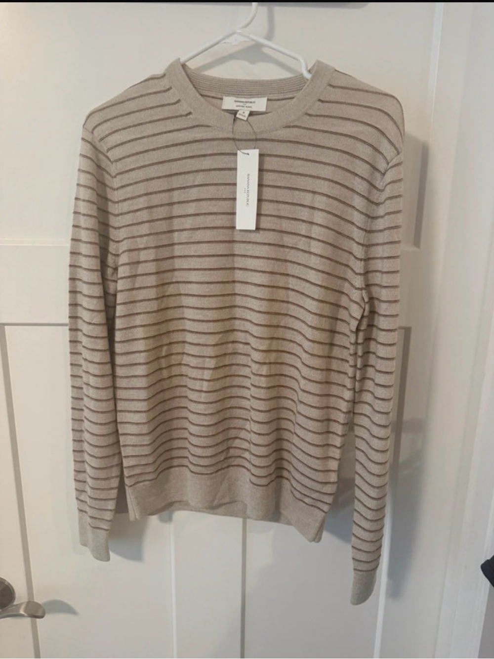 Banana republic Men's Striped Crewneck Sweater - 100% merino wool size small NWT